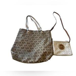 Michael Kors Tote & Crossbody